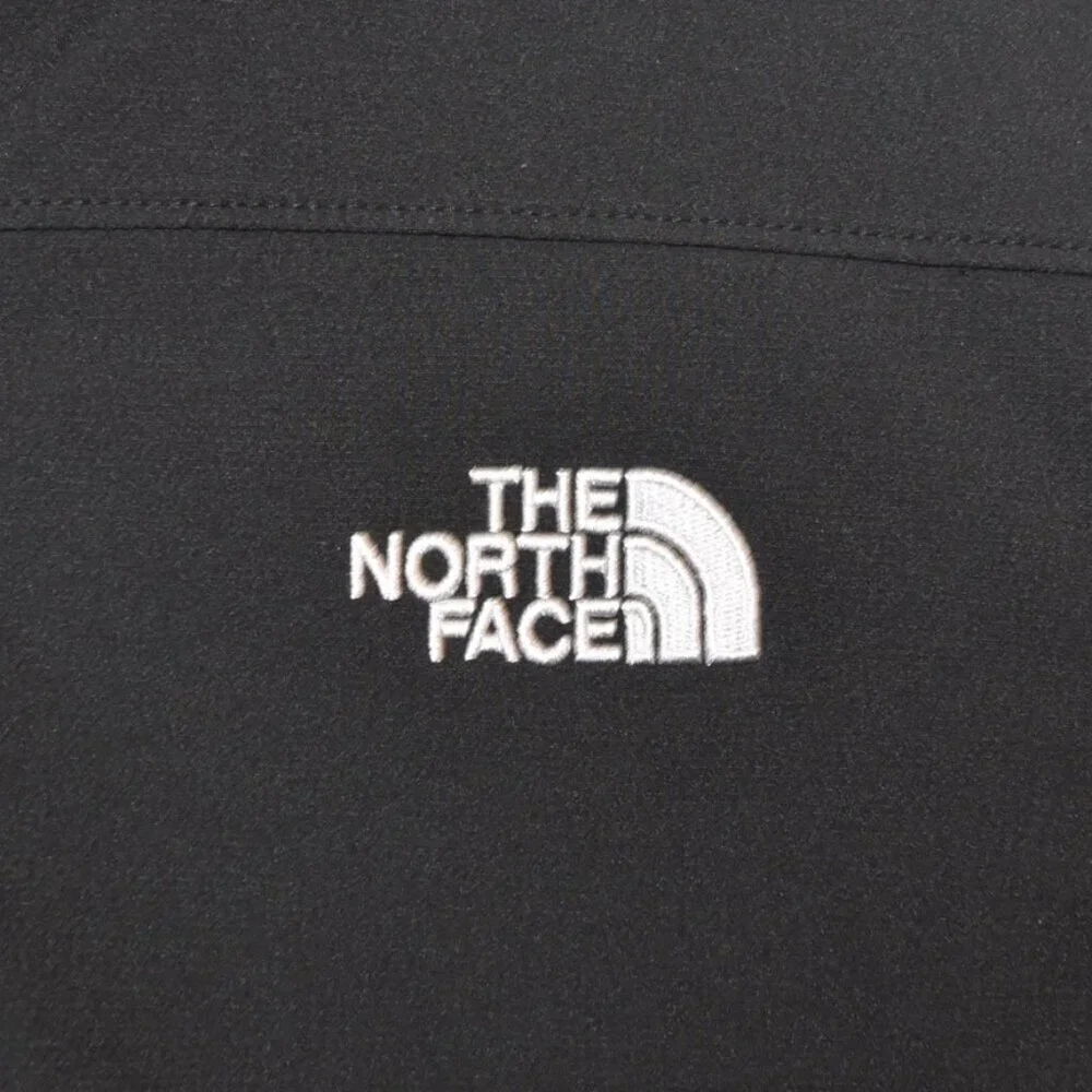 The North Face Softshell Jacket Size S Polyester Blend Outdoor Activewear